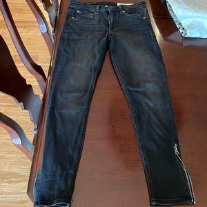 Dark grey skinny rag and bone jeans. Excellent condition.